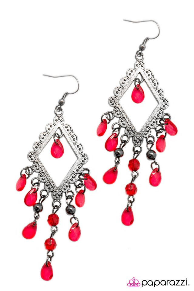 Paparazzi ♥ Kite Runner - Red ♥ Earrings