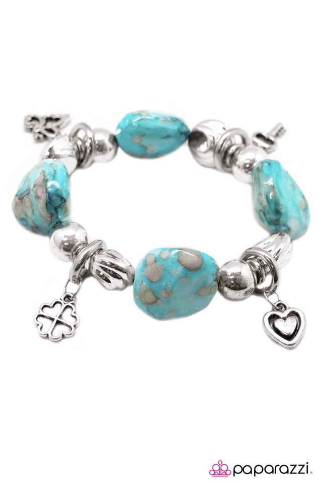 Paparazzi ♥ Under ROCK and Key - Blue ♥ Bracelet