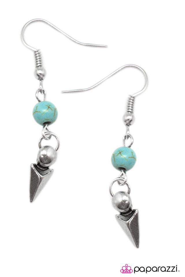 Paparazzi ♥ Missing The Mark - Blue ♥ Earrings