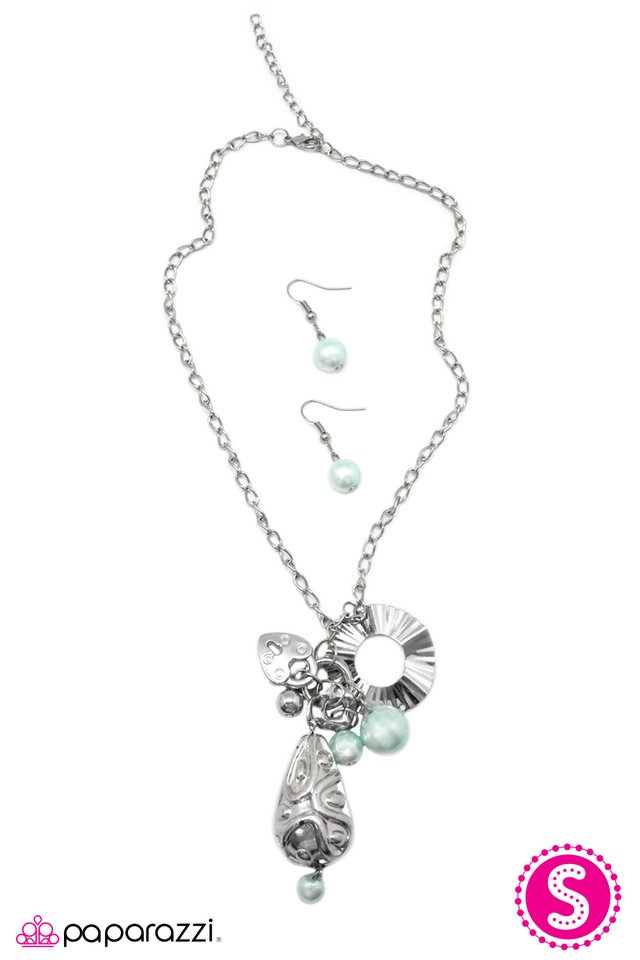 Paparazzi ♥ All In Good Cheer - Blue ♥ Necklace