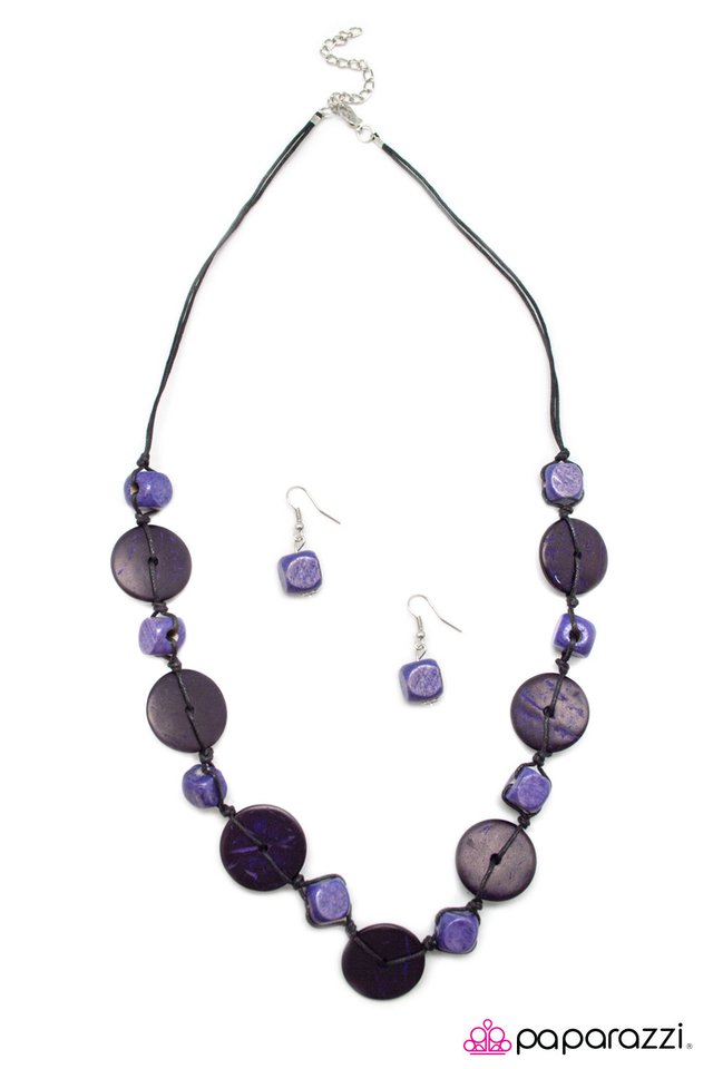 Paparazzi ♥ Boardwalk Beauty - Purple ♥ Necklace