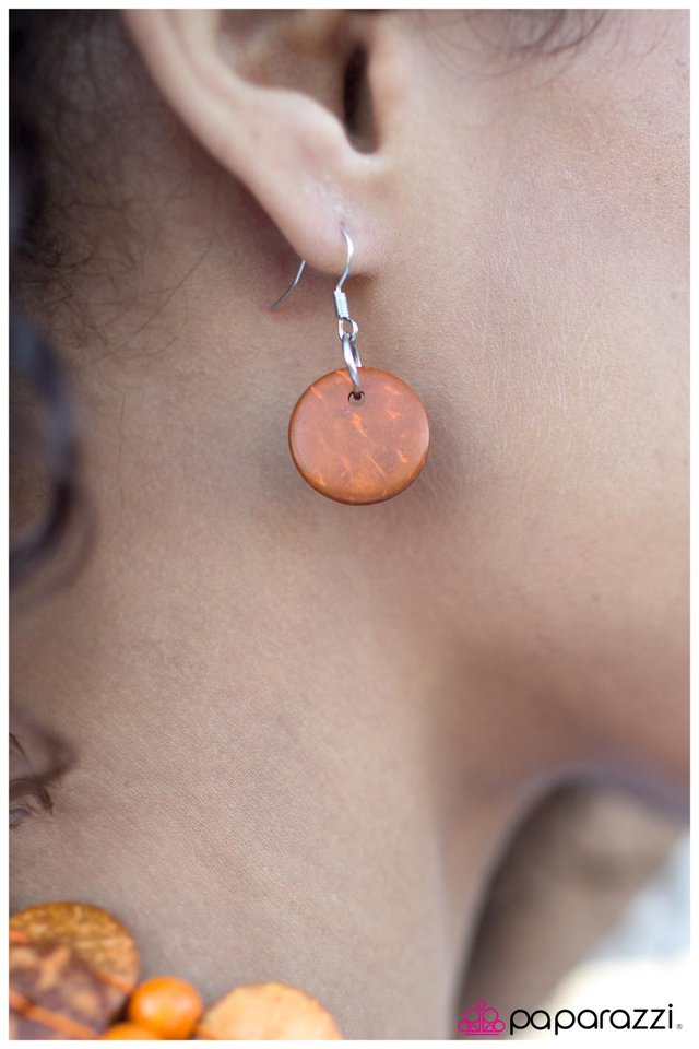 Paparazzi ♥ Woodnt You Like to Know - Orange ♥ Necklace