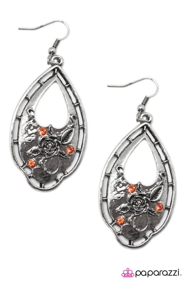 Paparazzi ♥ Decorated Detail - Orange ♥ Earrings