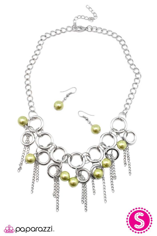 Paparazzi ♥ Lightly Tasseled - Green ♥ Necklace