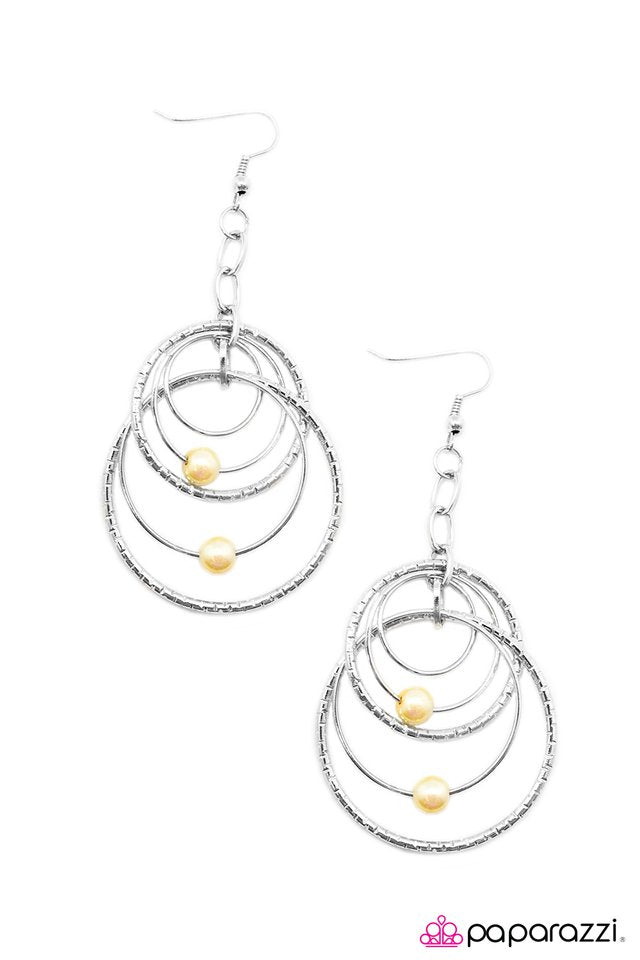 Paparazzi ♥ In Your Atmosphere - Yellow ♥ Earrings