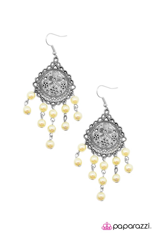 Paparazzi ♥ Girl Meets World - Yellow ♥ Earrings