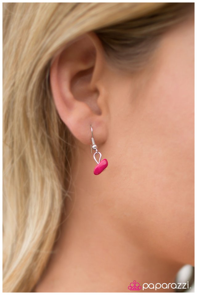 Paparazzi ♥ Pebble Pow-Wow - Pink ♥ Necklace