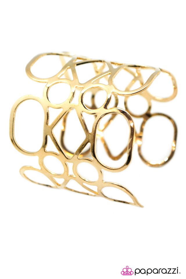 Paparazzi ♥ Geo Goddess - Gold ♥ Bracelet