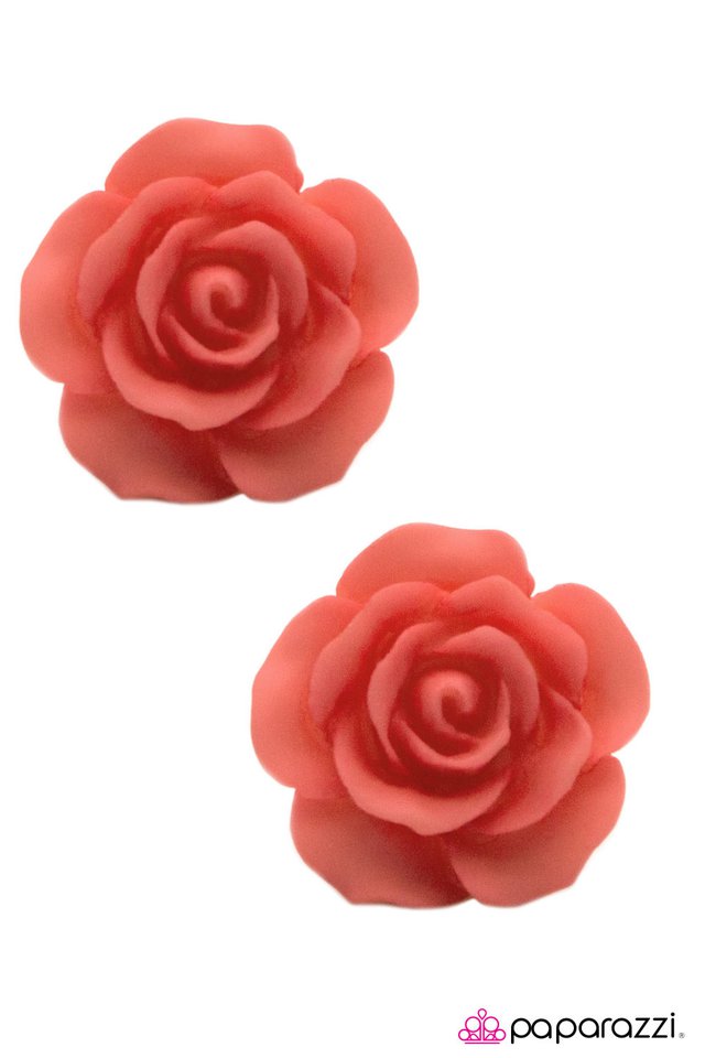 Paparazzi ♥ Rose Garden - Orange ♥ Post Earrings