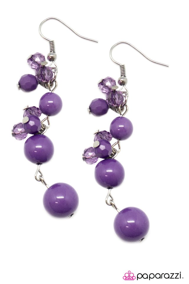 Paparazzi ♥ Maid of Honor - Purple ♥ Earrings