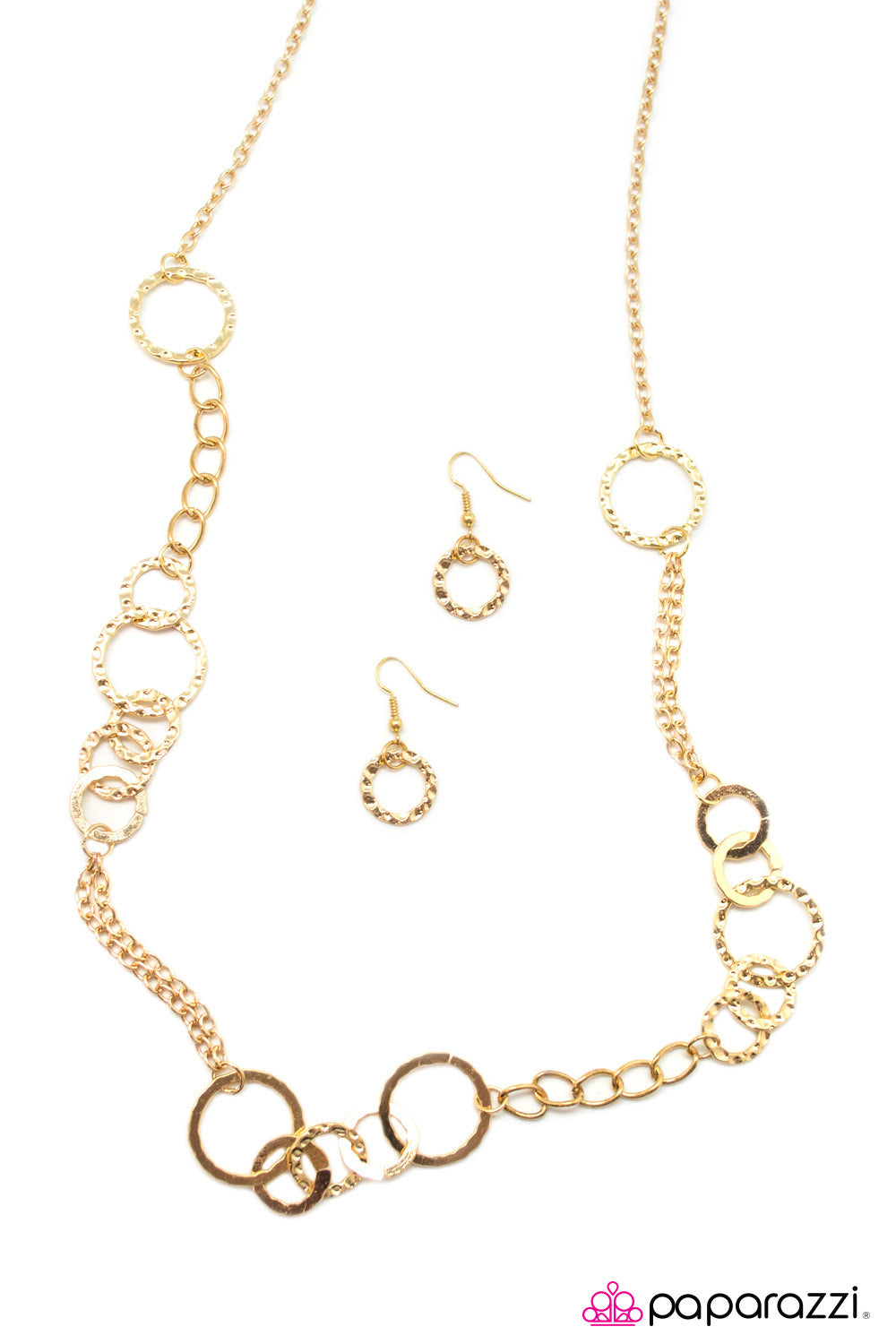 Paparazzi ♥ Dont METAL In My Affairs! - Gold ♥ Necklace