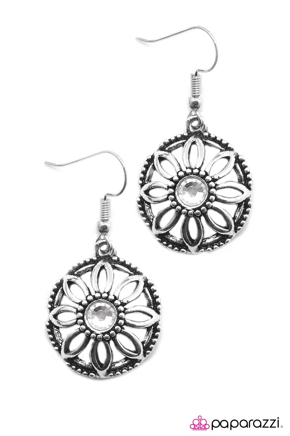 Paparazzi ♥ Treasure Hunt - White ♥ Earrings