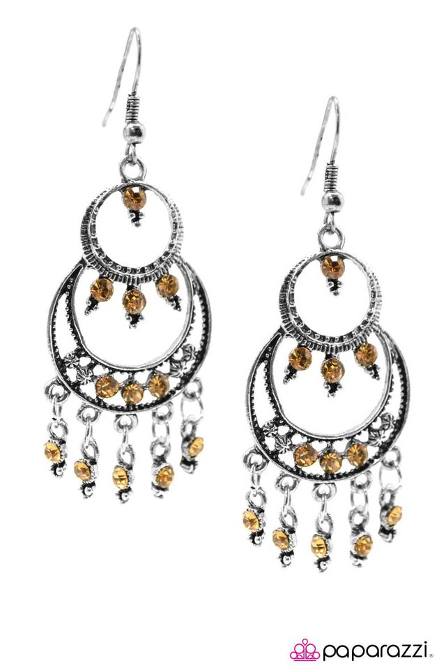 Paparazzi ♥ Girls Night Out - Brown ♥ Earrings