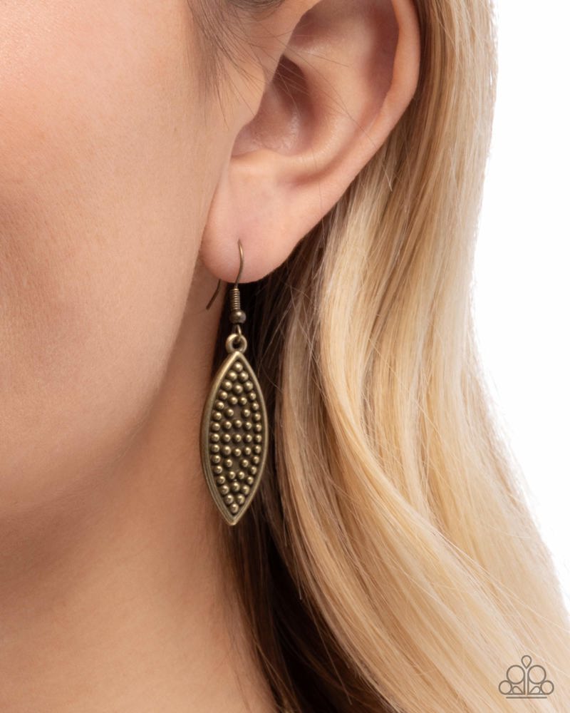 textured-tutelage-brass-81572-p2st-brxx-152xx