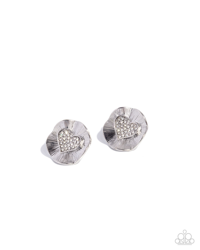 smitten-sunburst-white-82212-p5po-wtxx-512xx