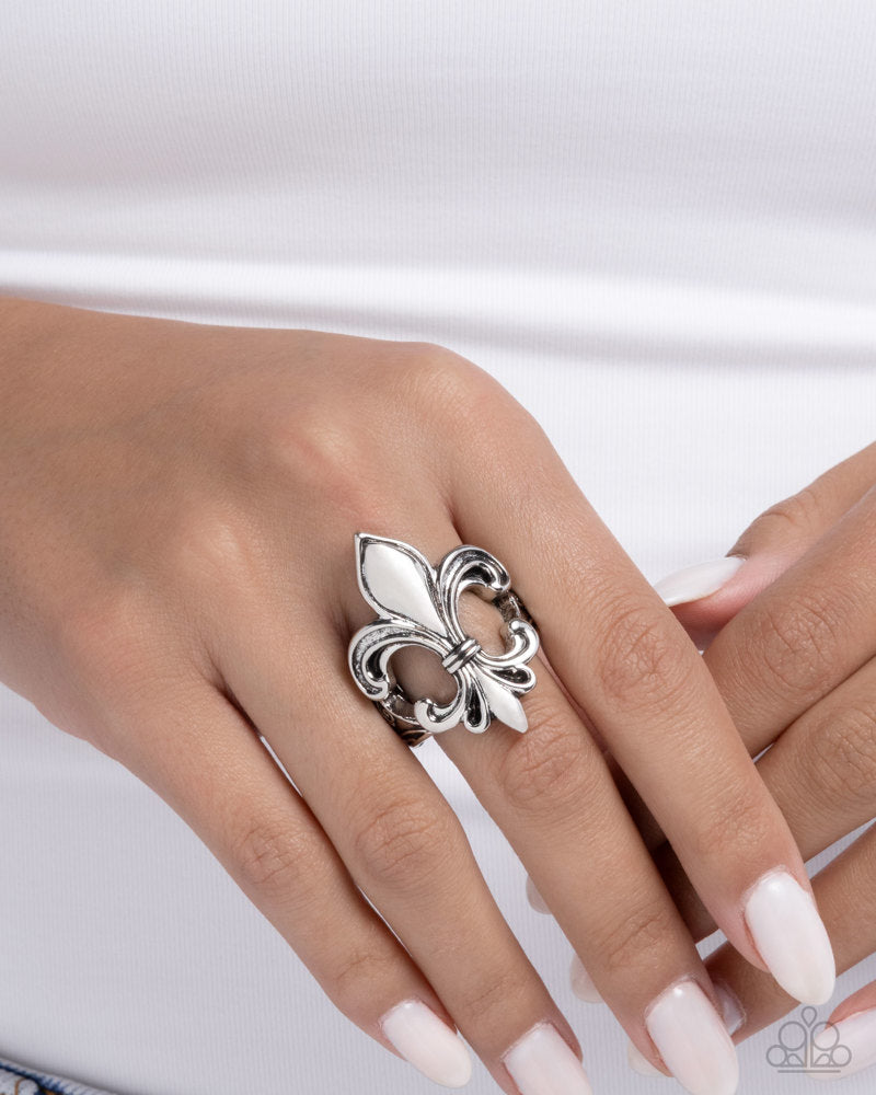 fleur-de-lis-silver-81078-p4wh-svxx-220xx