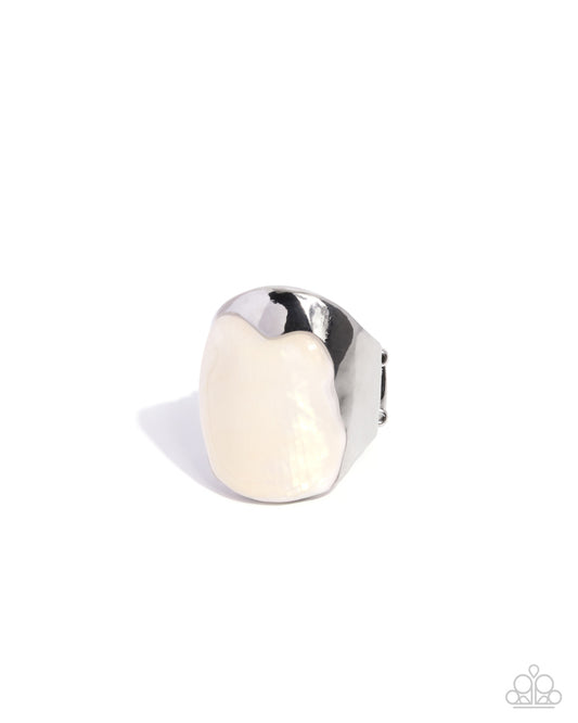 shell-statement-white-82529-p4wh-wtxx-205xx