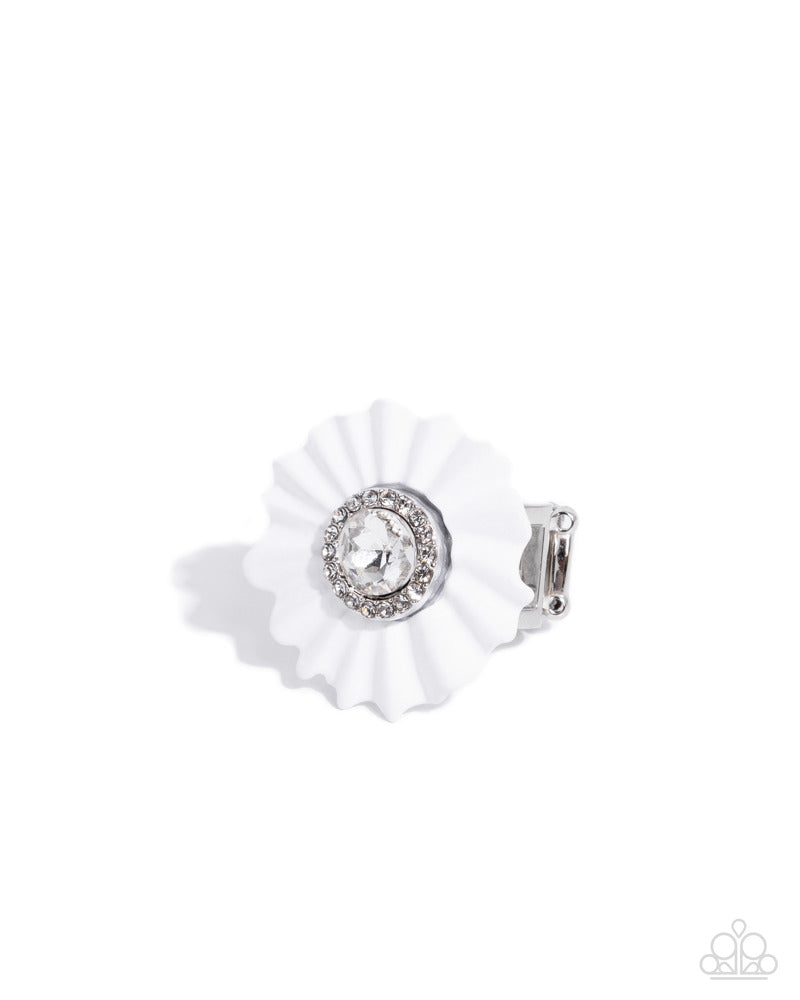 carved-captain-white-81519-p4ed-wtxx-049xx