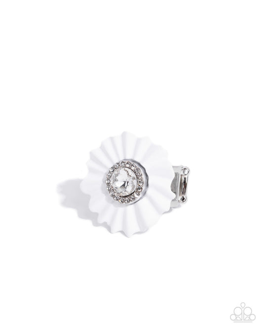 carved-captain-white-81519-p4ed-wtxx-049xx