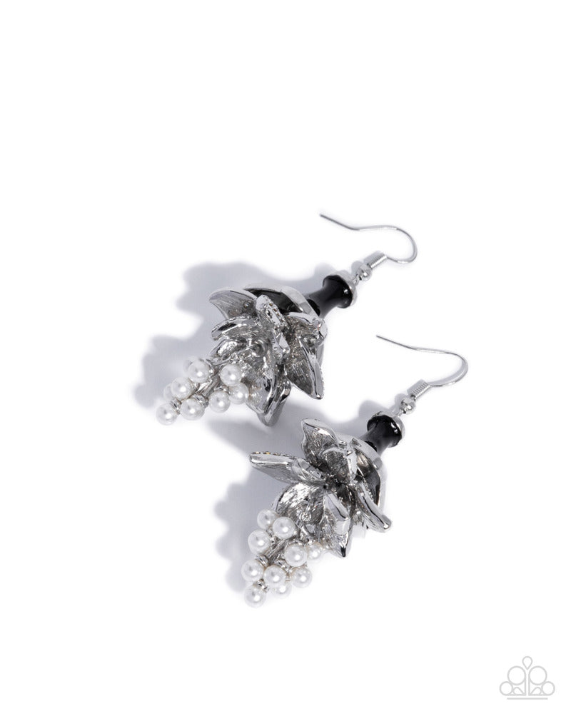 brilliant-bells-black-81785-p5re-bkxx-498xx