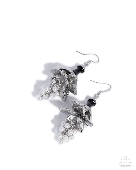 brilliant-bells-black-81785-p5re-bkxx-498xx