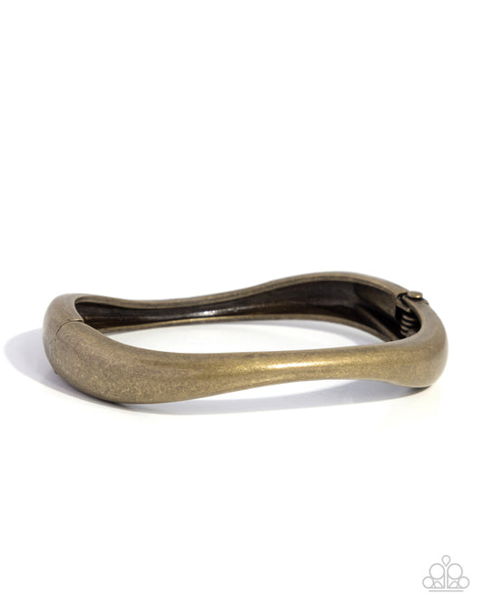 metallic-main-attraction-brass-81383-p9ba-brxx-092xx