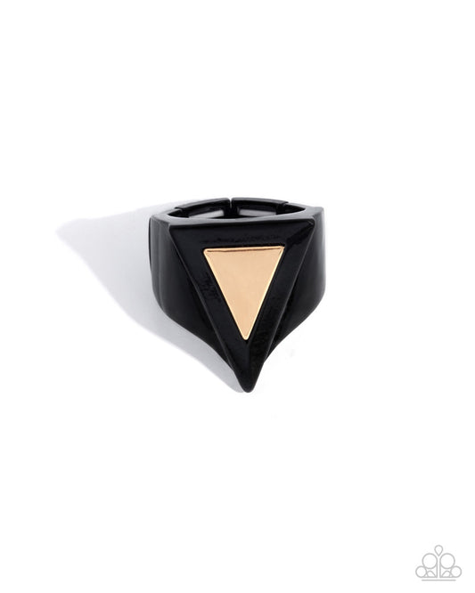 transcendent-triangle-black-81445-p4mn-urbk-041xx