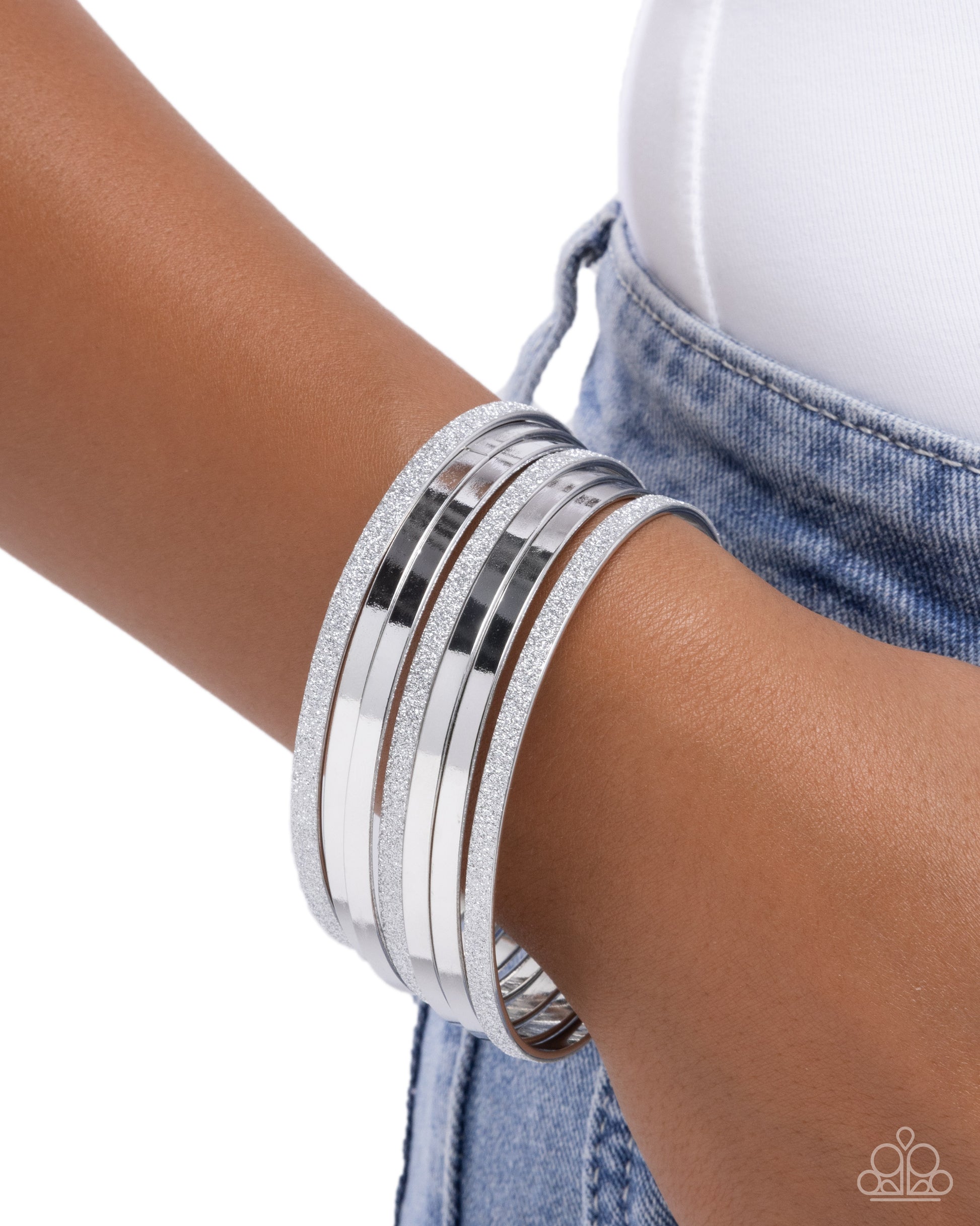 grungy-glitter-silver-82345-p9ed-svxx-170xx