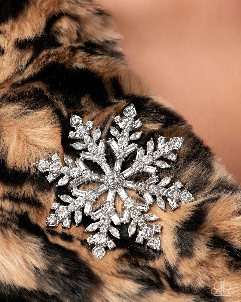 snowflake-solstice-white-81190-p7br-wtxx-027xx