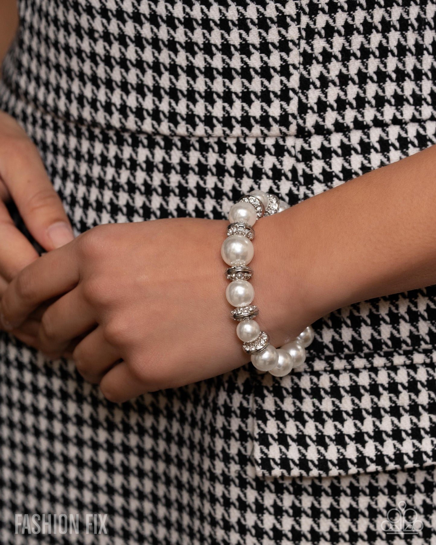 fiercely-5th-avenue-complete-look-81939-ffa-0126