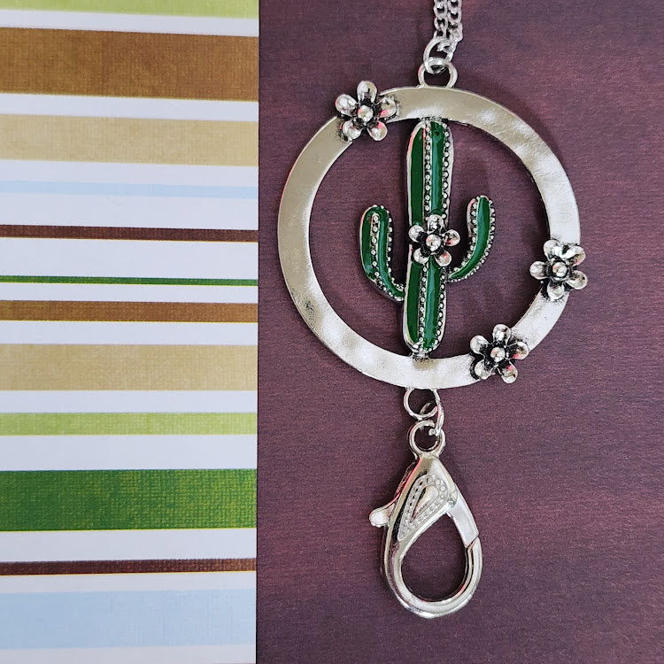 Paparazzi ♥ Poetic Patio - Green ♥  Lanyard