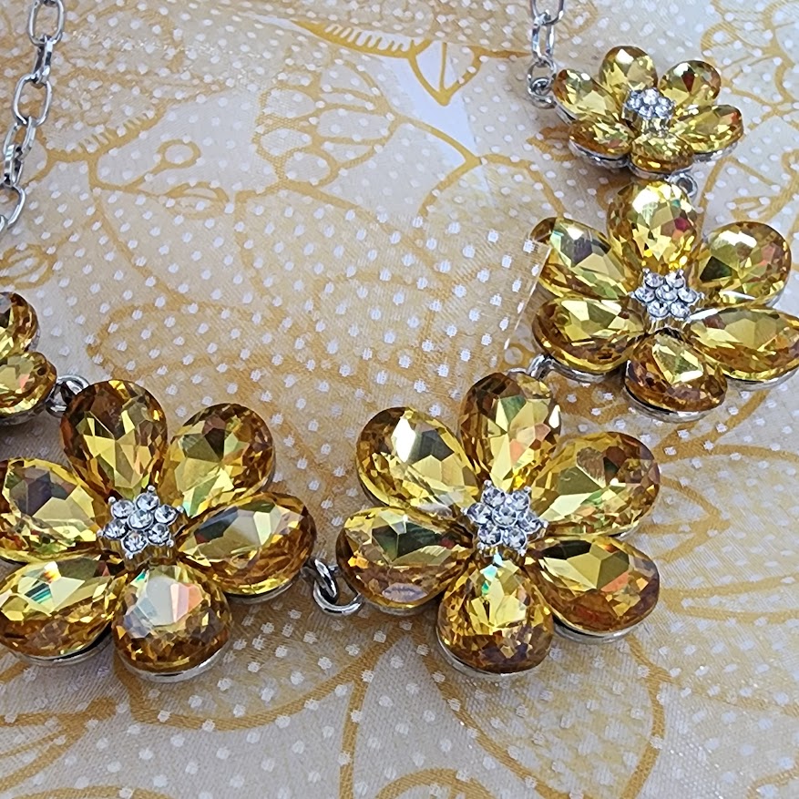 Paparazzi ♥ Whimsical Way - Yellow ♥  Necklace
