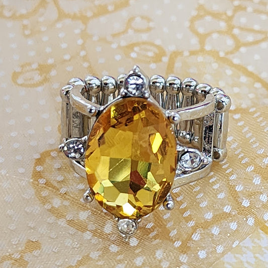 Paparazzi ♥ Sensational Sparkle - Yellow ♥  Ring