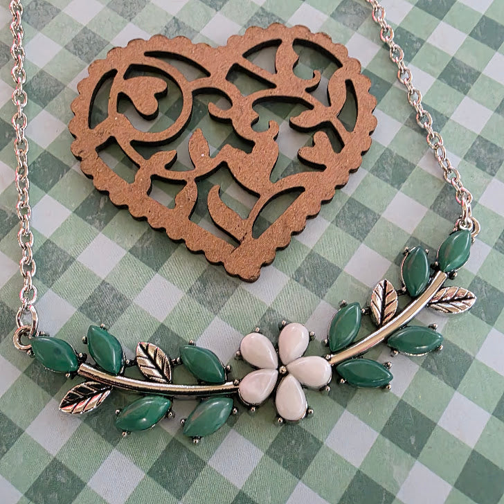 Paparazzi ♥ Leafy Layover - White ♥  Necklace