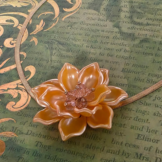 Paparazzi ♥ Banquet Blossom - Yellow ♥  Necklace