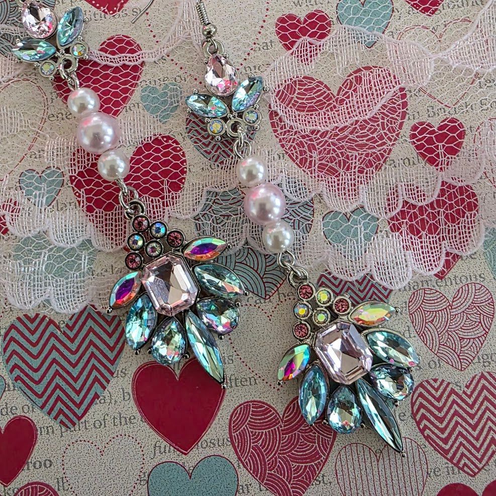 Paparazzi ♥ Considerable Captivation - Multi ♥  Earrings