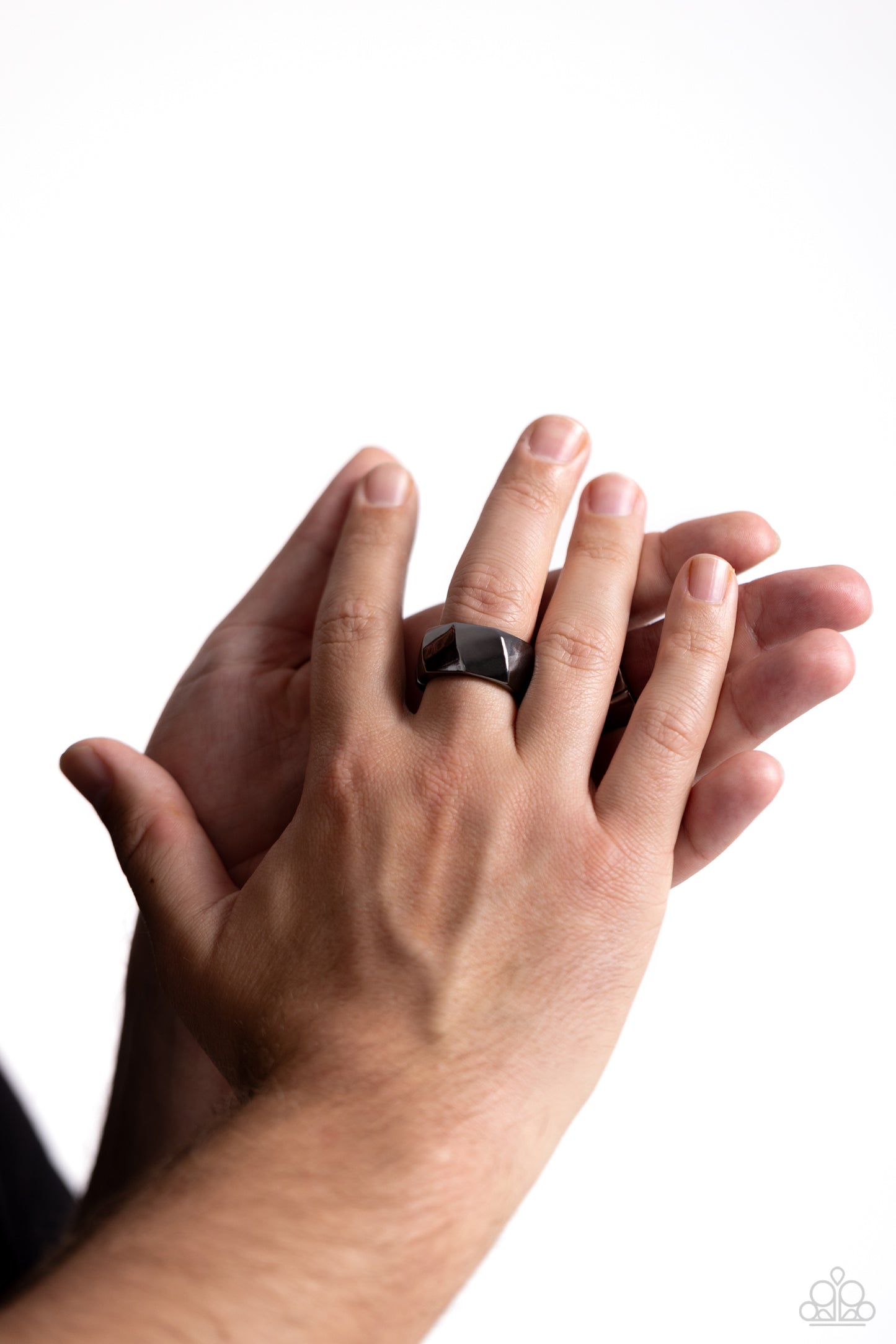 thunderbolt-black-p4mn-urbk-007xx