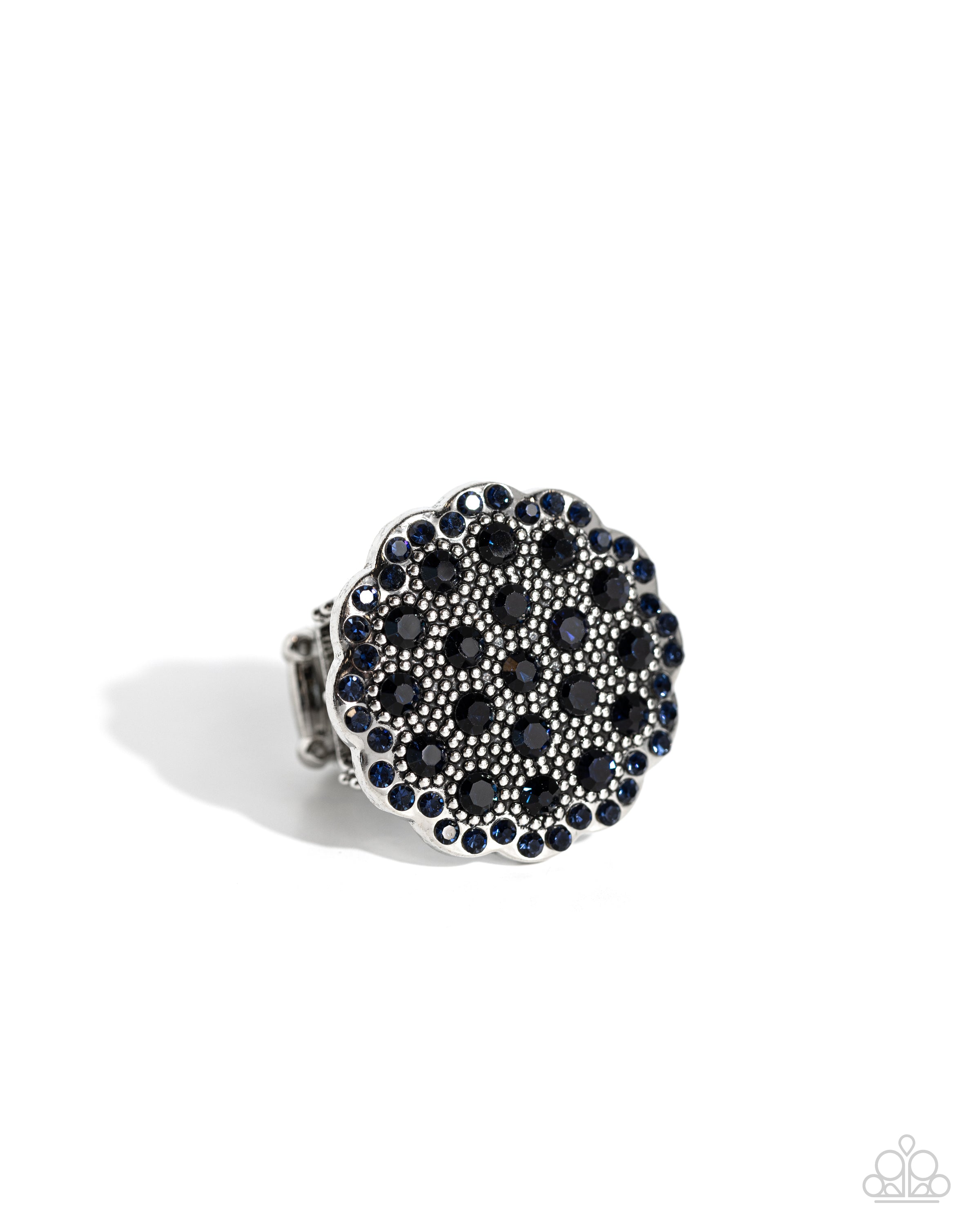 Paparazzi ♥ Blingy Bouquet - Blue ♥ Ring – LisaAbercrombie