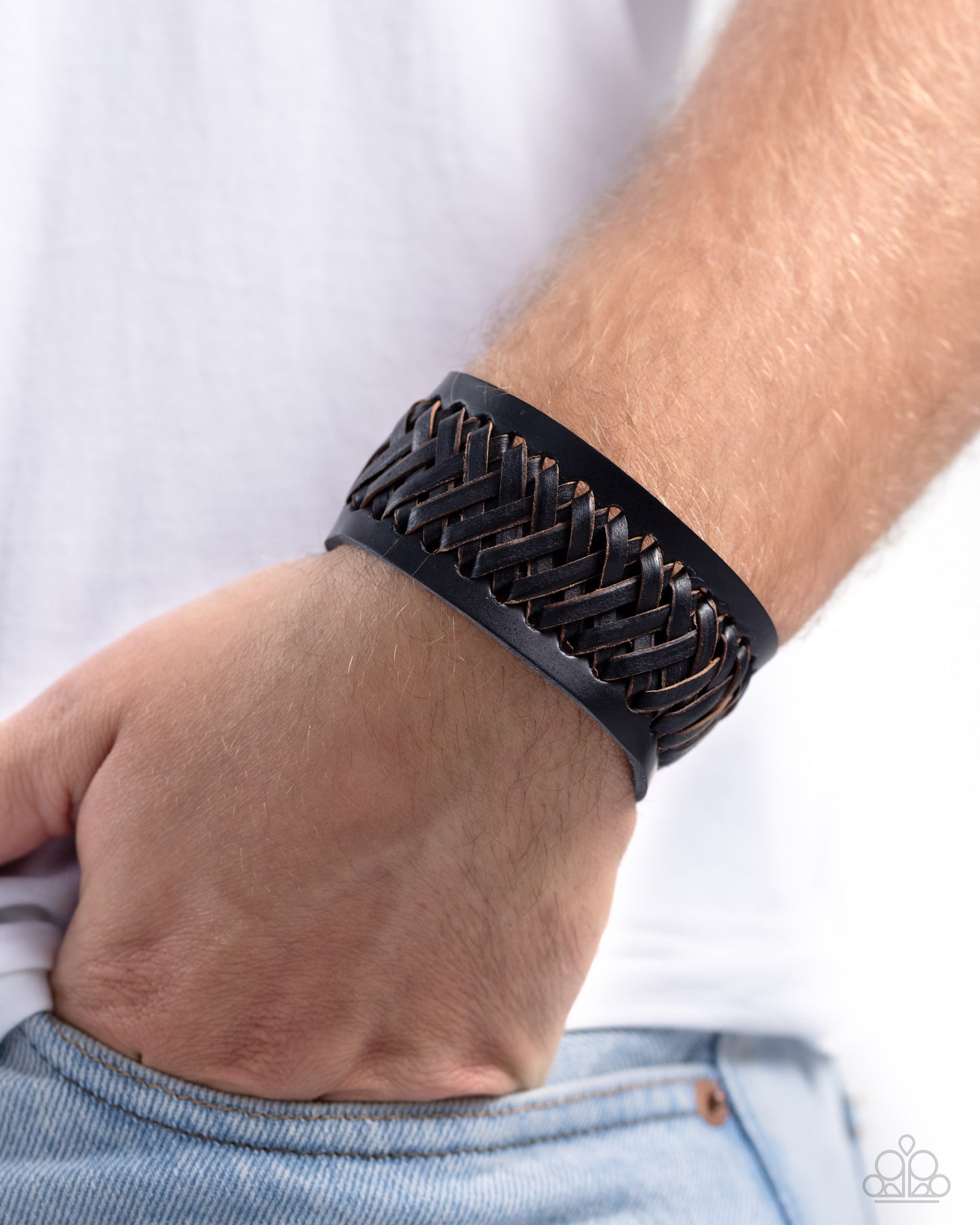 stay-with-the-herdsman-black-p9ur-bkxx-559xx