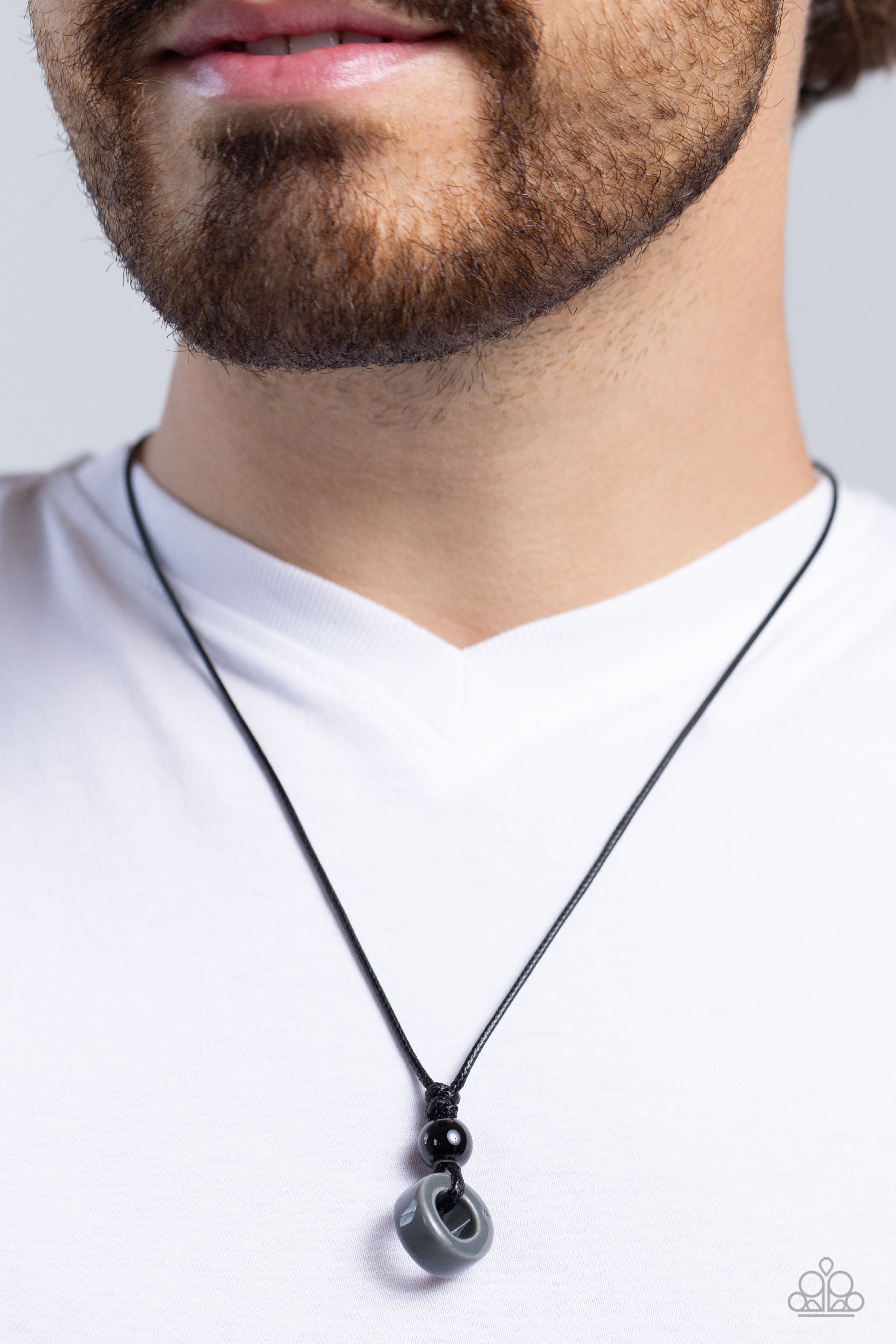 Paparazzi ♥ Sunset Sabbatical - Black ♥ Necklace – LisaAbercrombie