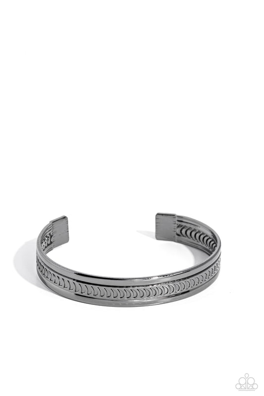 industrial-quest-black-p9mn-bkcf-014xx