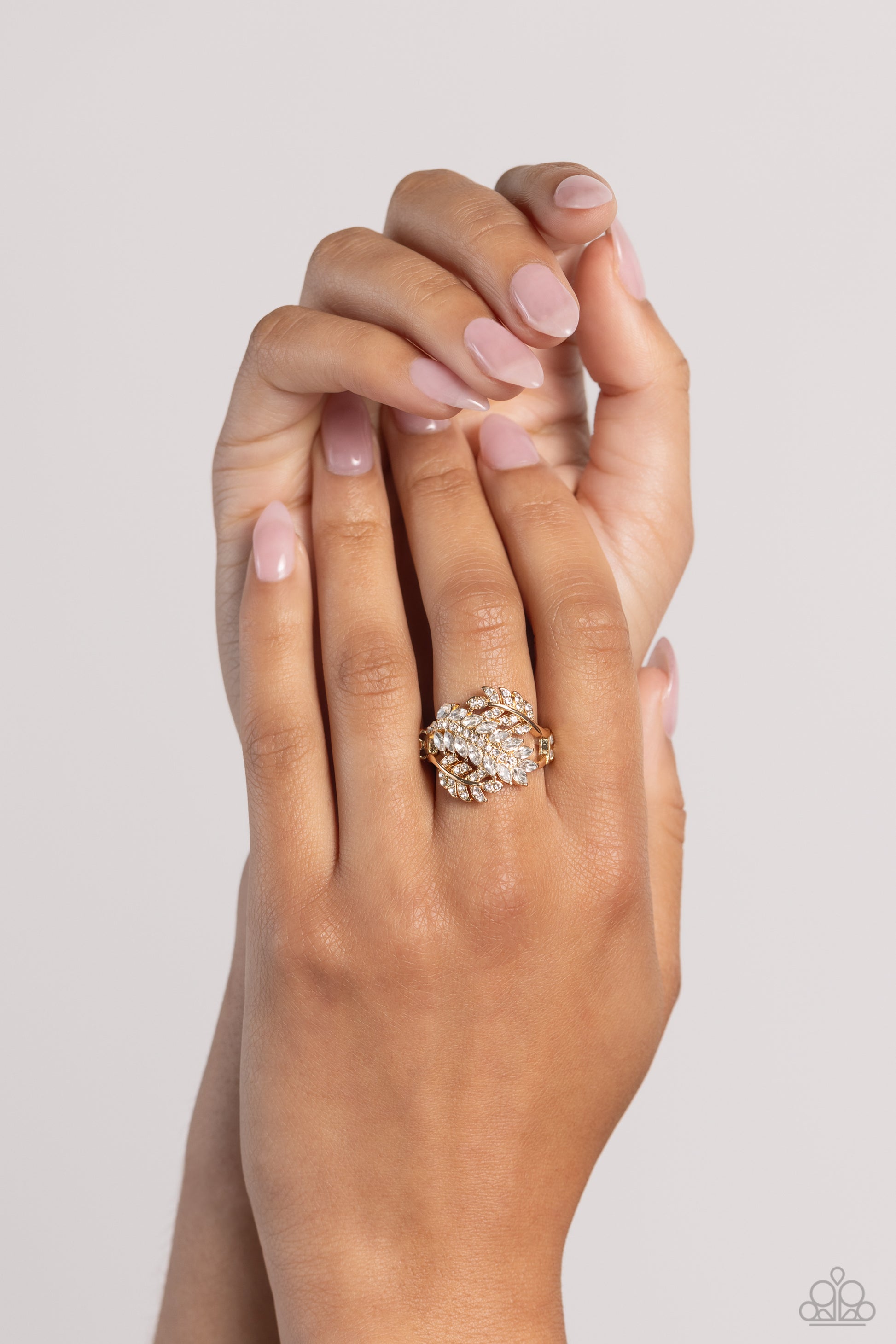 leaf-the-way-gold-p4re-gdxx-276xx