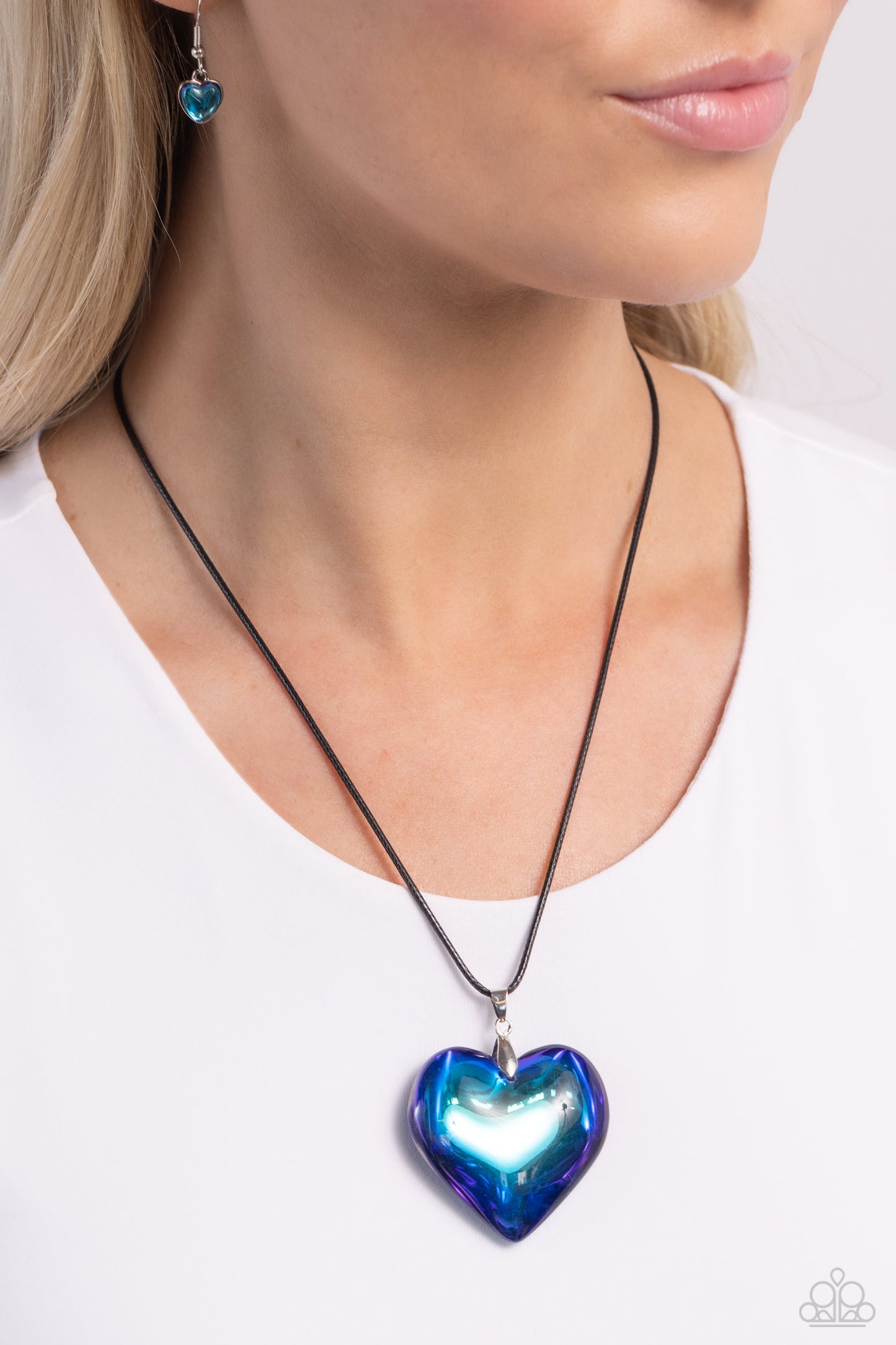 $24 bracelet124 + ring051 + Paparazzi ♥ Seize the Simplicity - Blue ♥  Necklace
