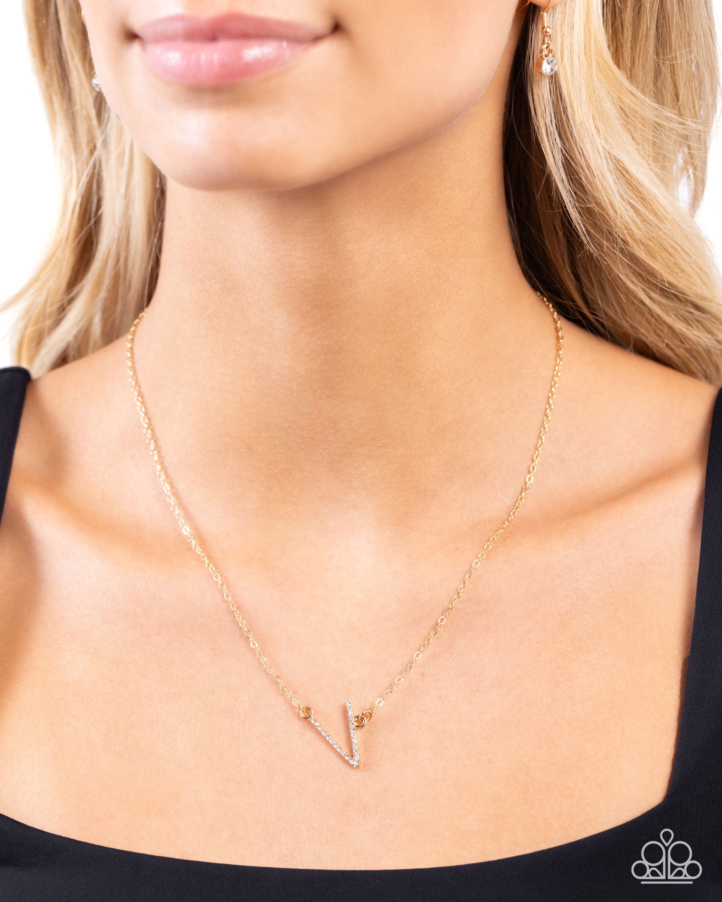 initially-yours-v-gold-p2da-gdxx-354xx