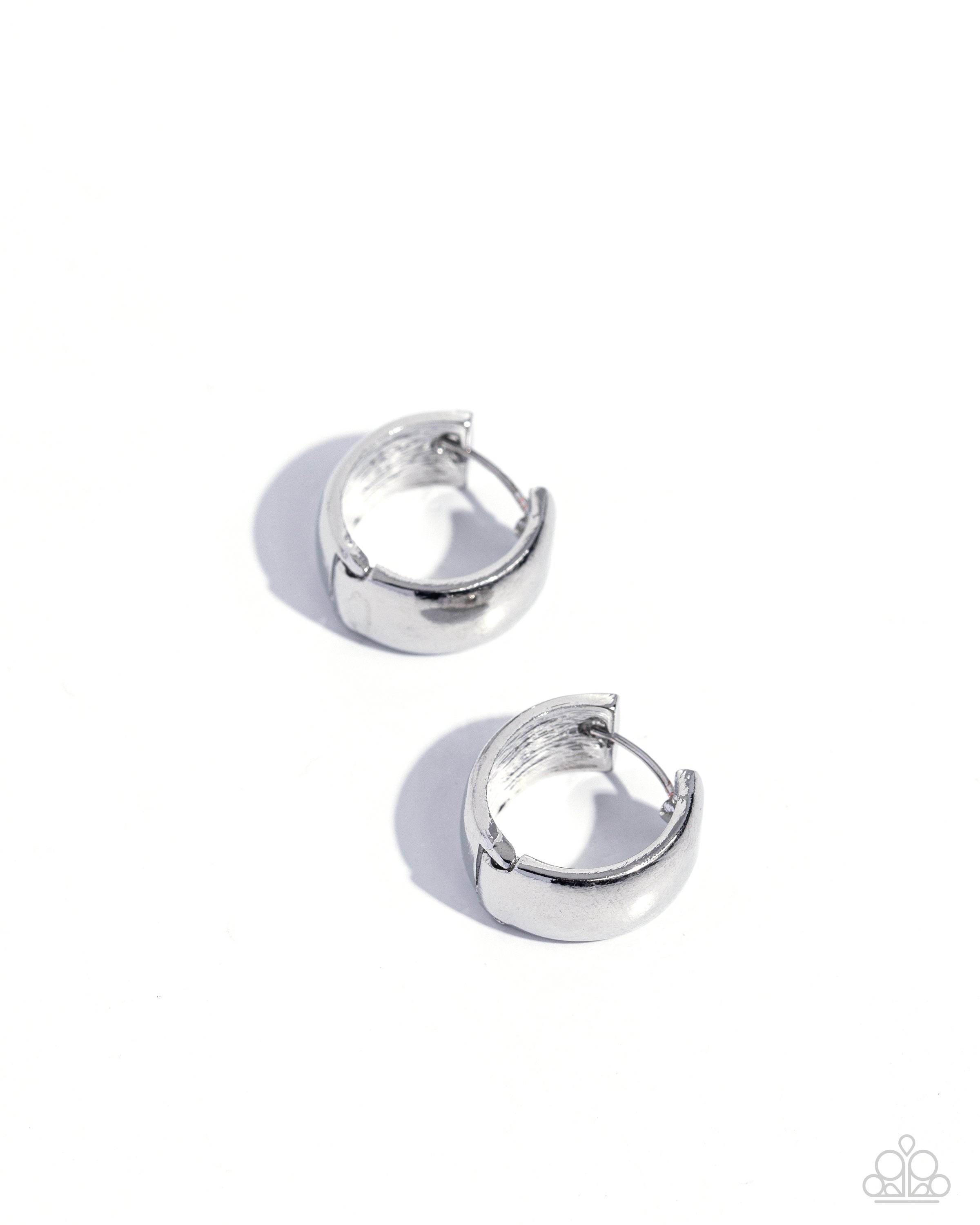 Paparazzi ♥ Signature Sheen - Silver ♥ Earrings – LisaAbercrombie
