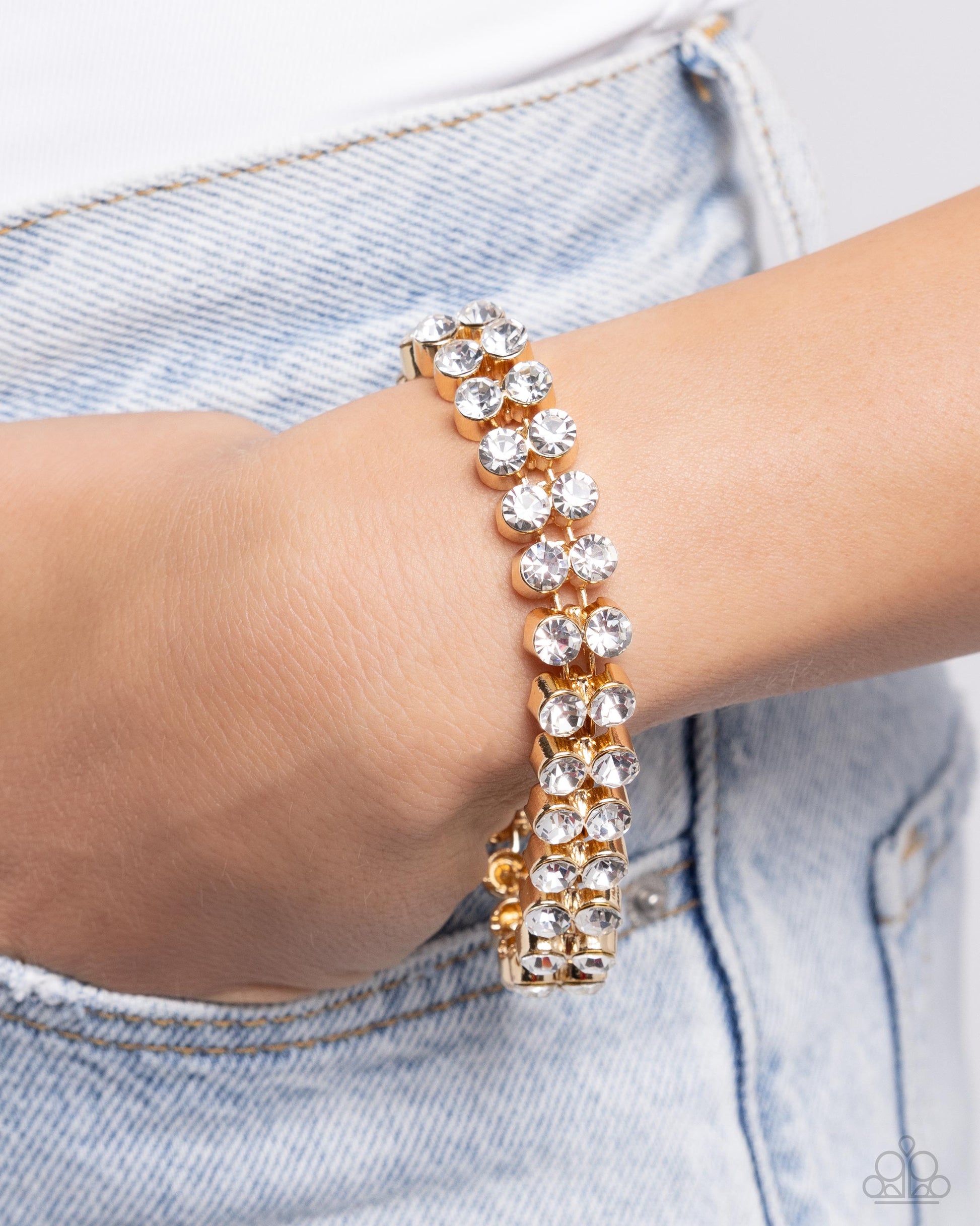 once-upon-a-tiara-gold-p9re-gdxx-417xx