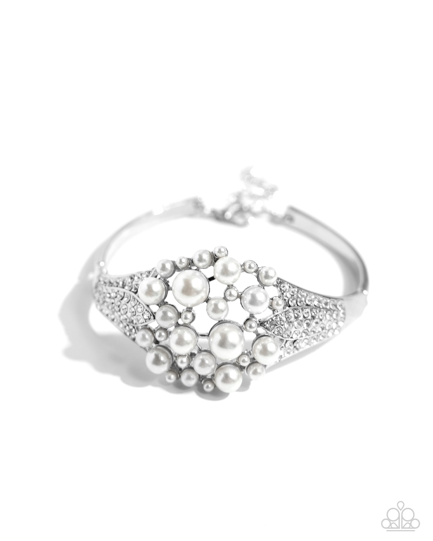 royal-red-carpet-white-p9re-wtxx-595xx