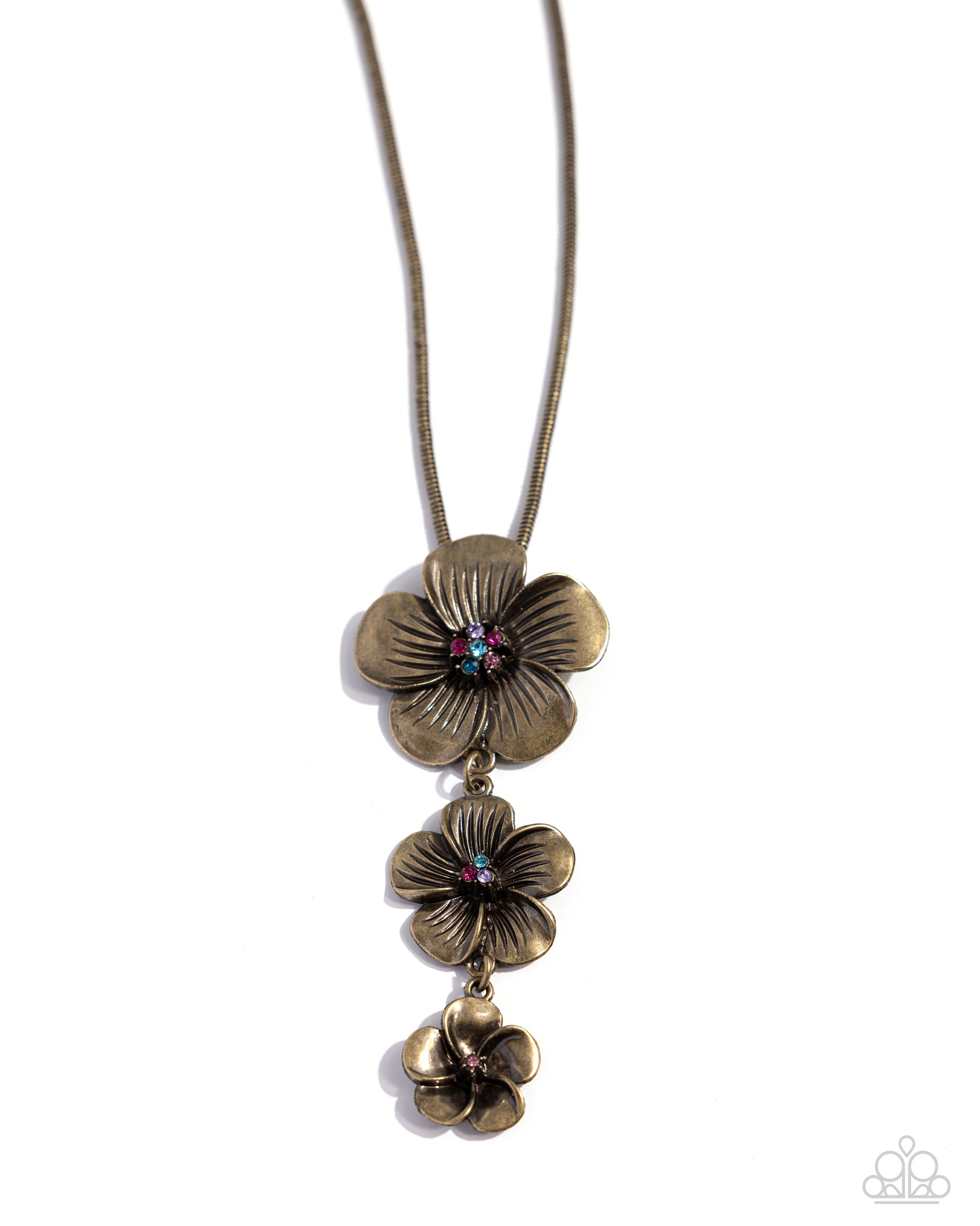 wallflower-whimsy-brass-p2st-brxx-131xx