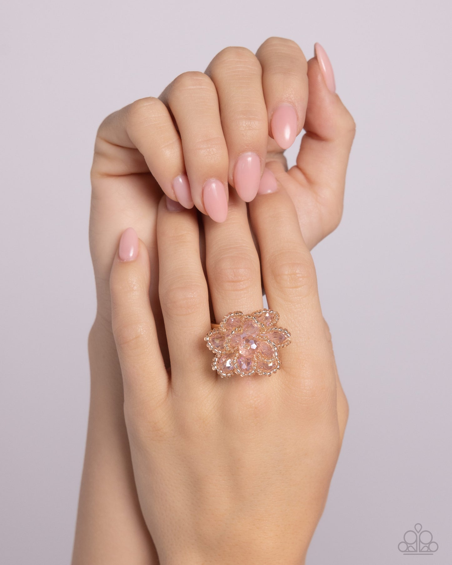 beaded-boutonniere-gold-p4st-gdxx-020xx