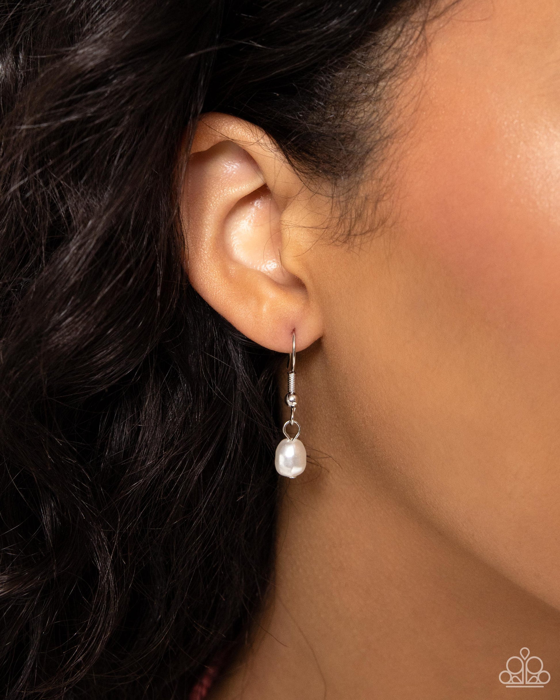 wild-wardrobe-red-p2se-rdxx-351wy